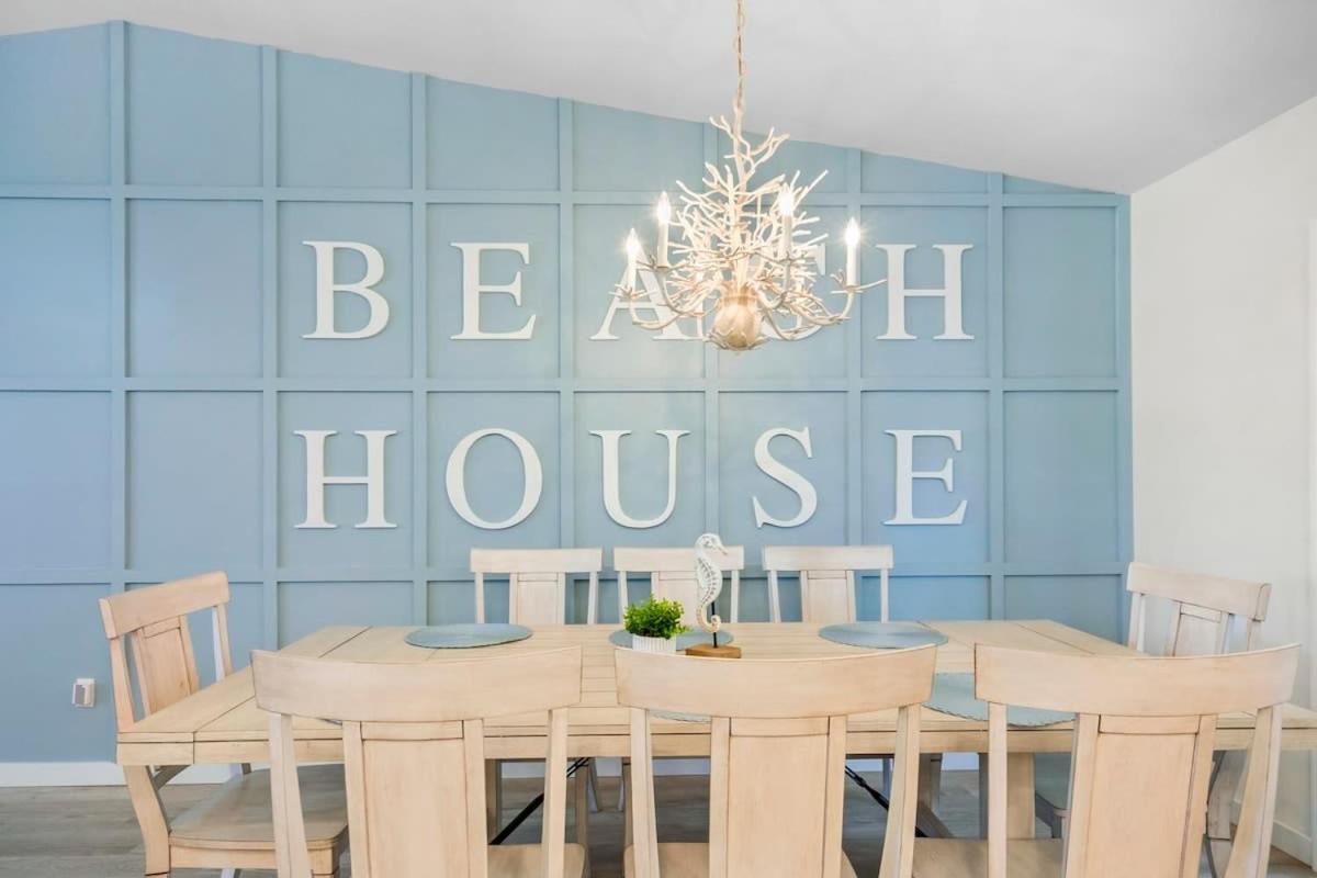 The St Augusdream Renovated Beach House Sleeps 8 Walk To Beach St. Augustine Exterior photo